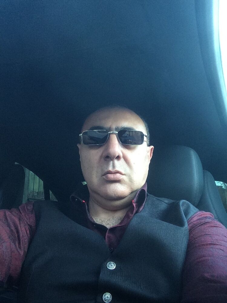  --,   Arman, 54 ,   