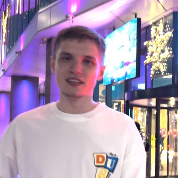  44641302  , 21 ,    --