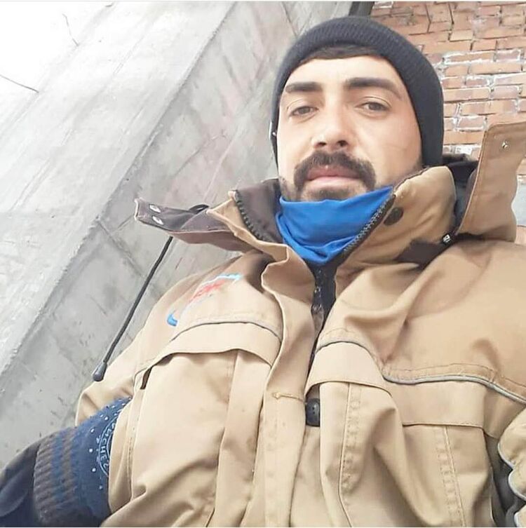  ,   Serkan, 33 ,   ,   