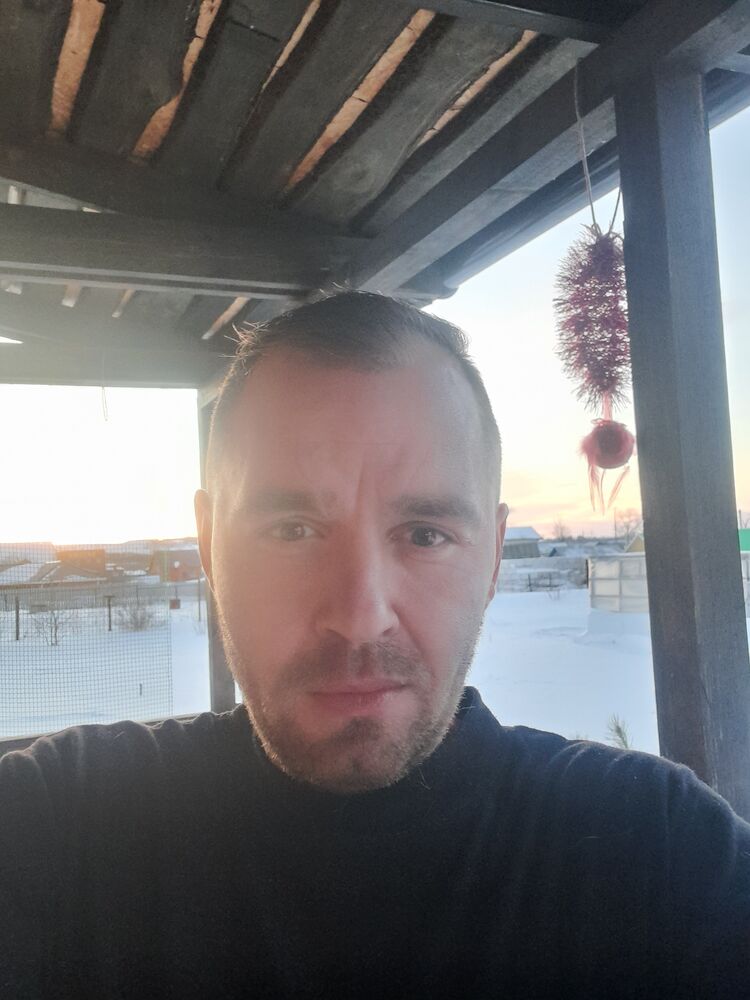  42678672  Leonid, 41 ,    