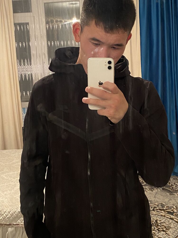  38649472  , 24 ,    