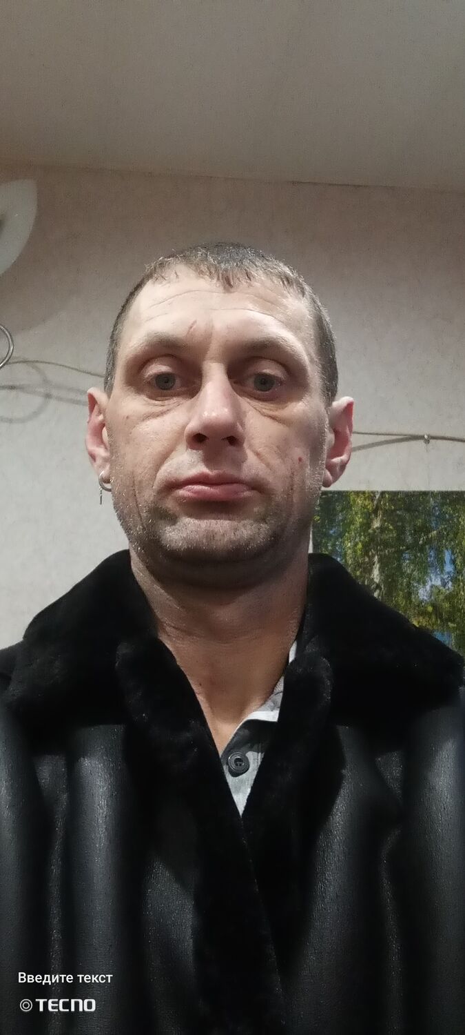  47500272  Mikhail, 37 ,    -