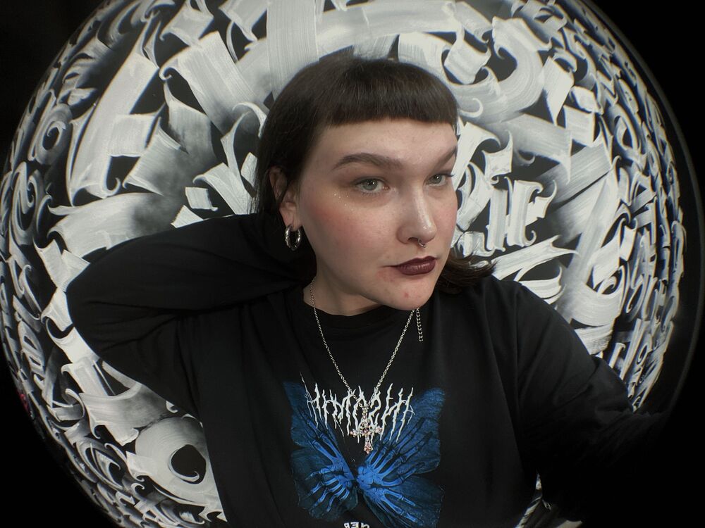  --,   , 25 ,  