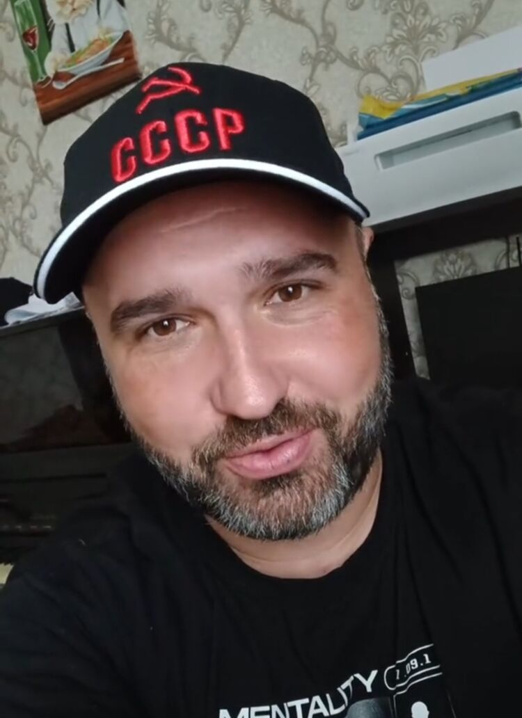  53512332  , 43 ,    --