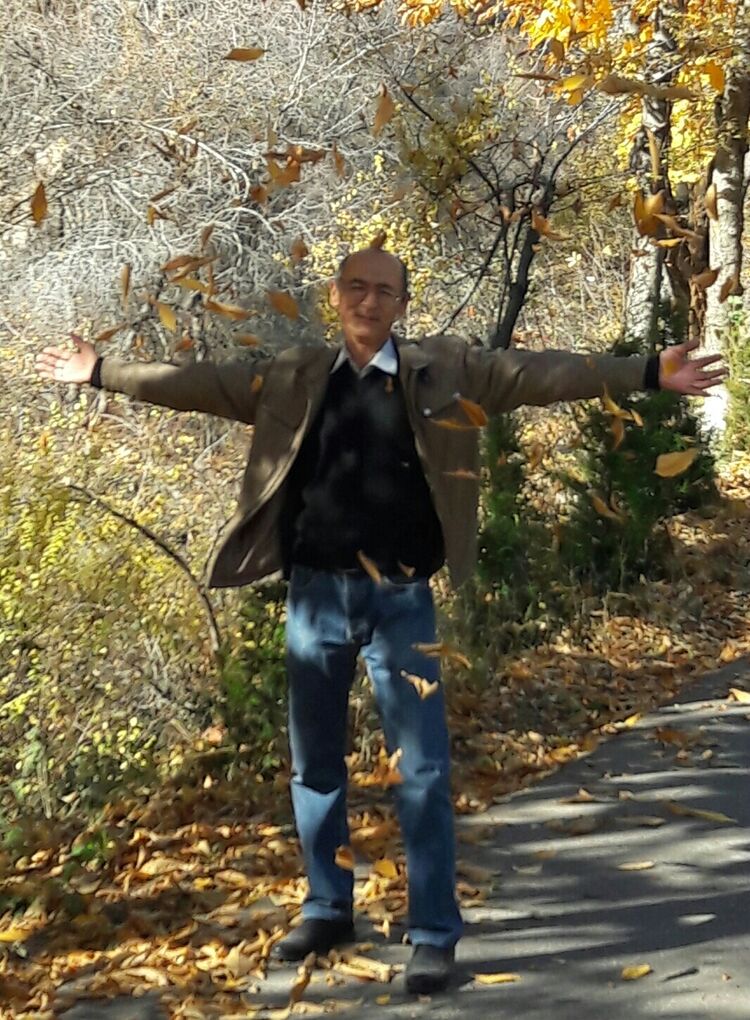  25149572  Alek, 64 ,    