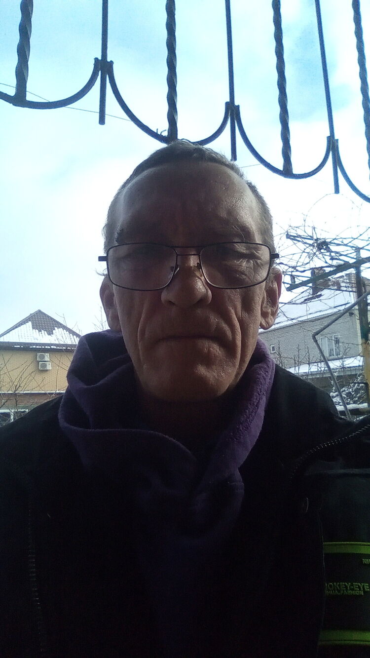  48983602  , 54 ,    