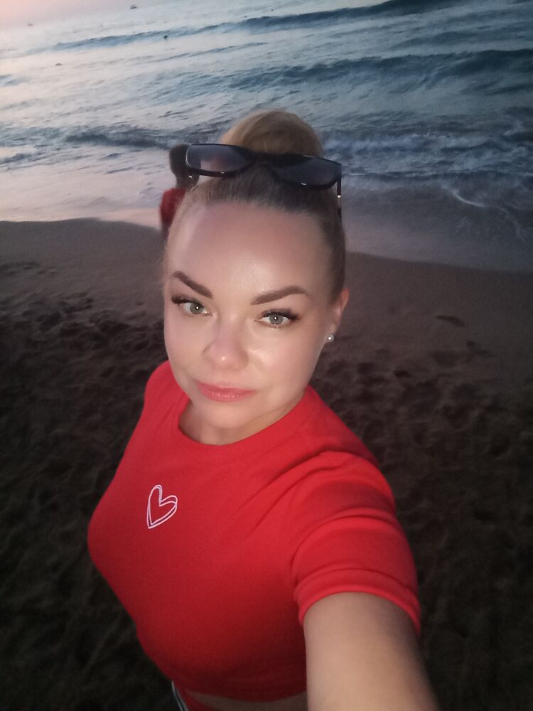  47926332  Ekaterina, 40 ,    