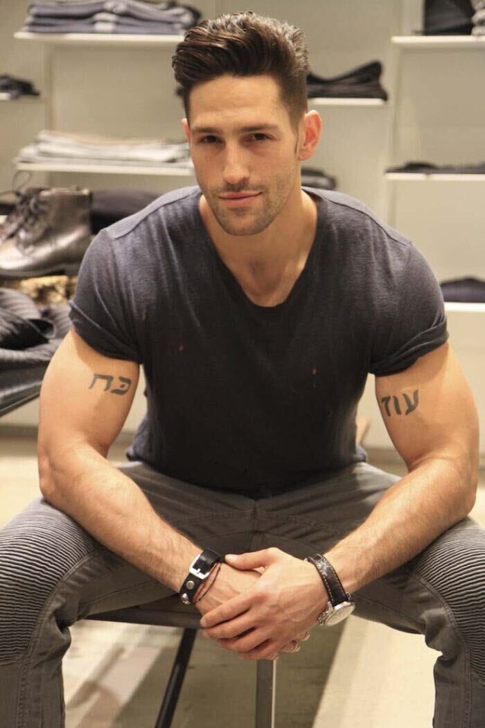  36338672  Michael, 25 ,    