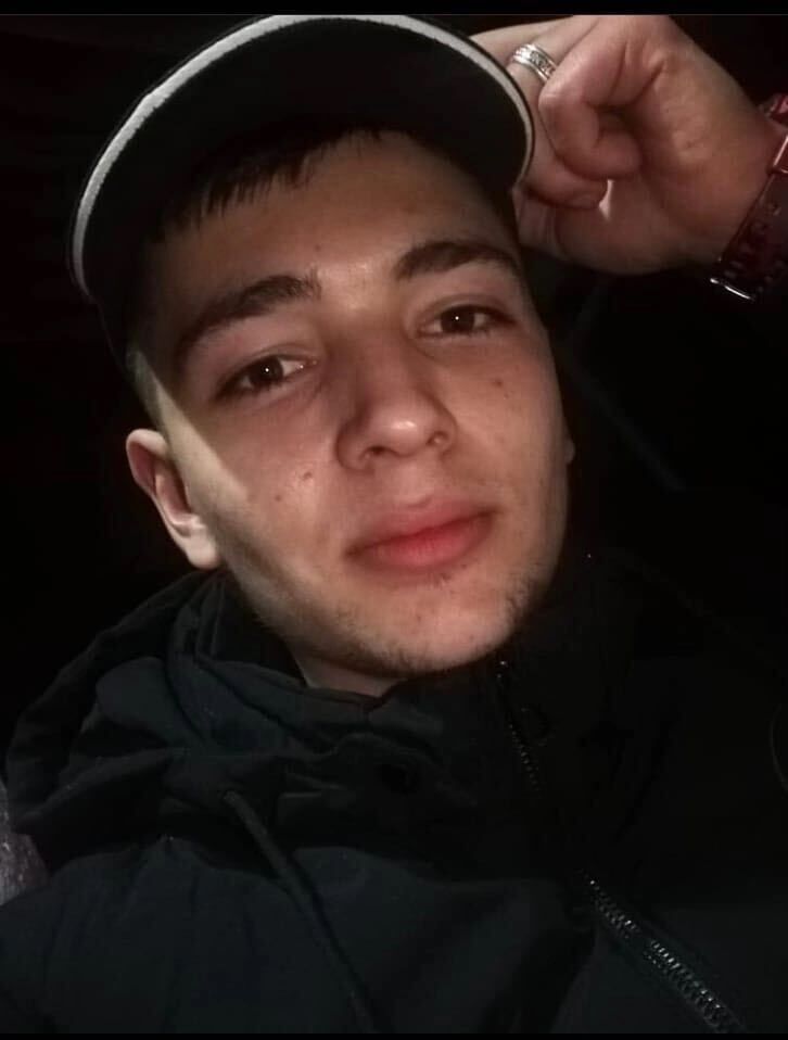  33482832  , 28 ,    