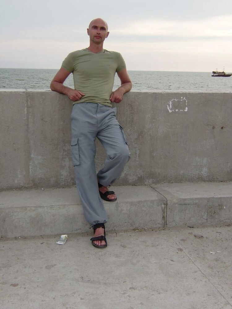 8568362  Oleg, 54 ,    