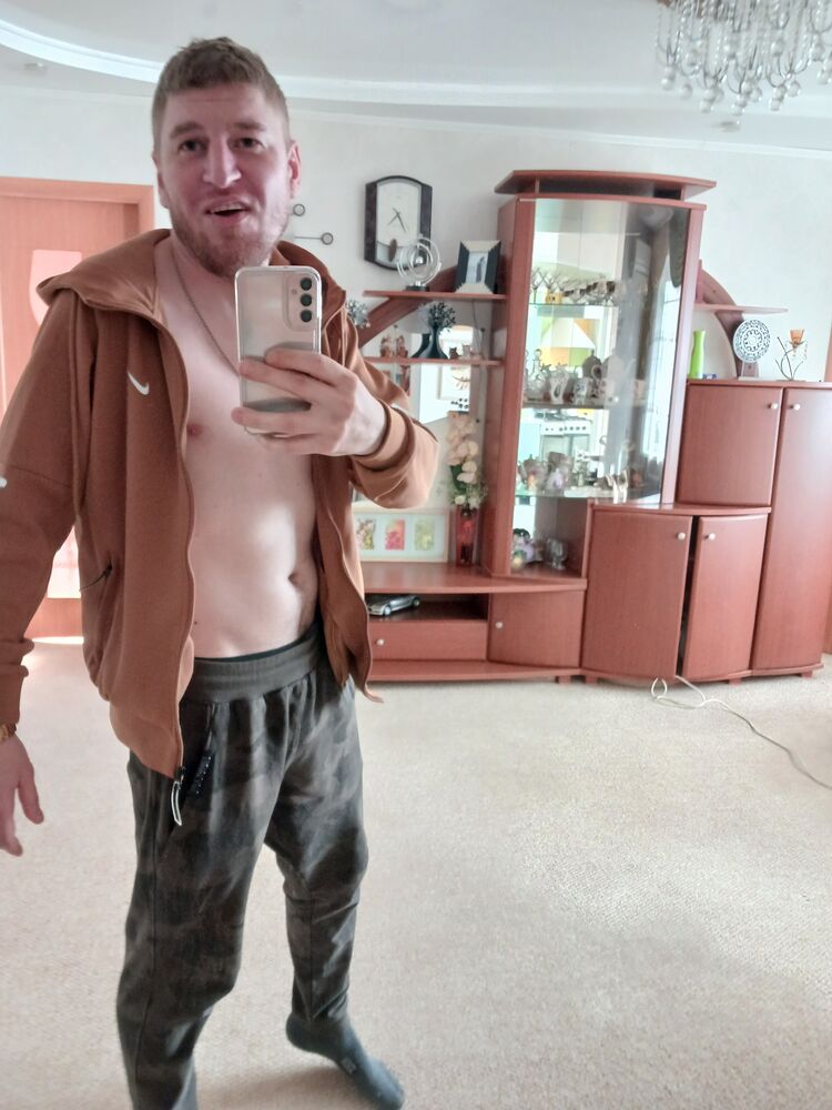  43888552  , 32 ,    