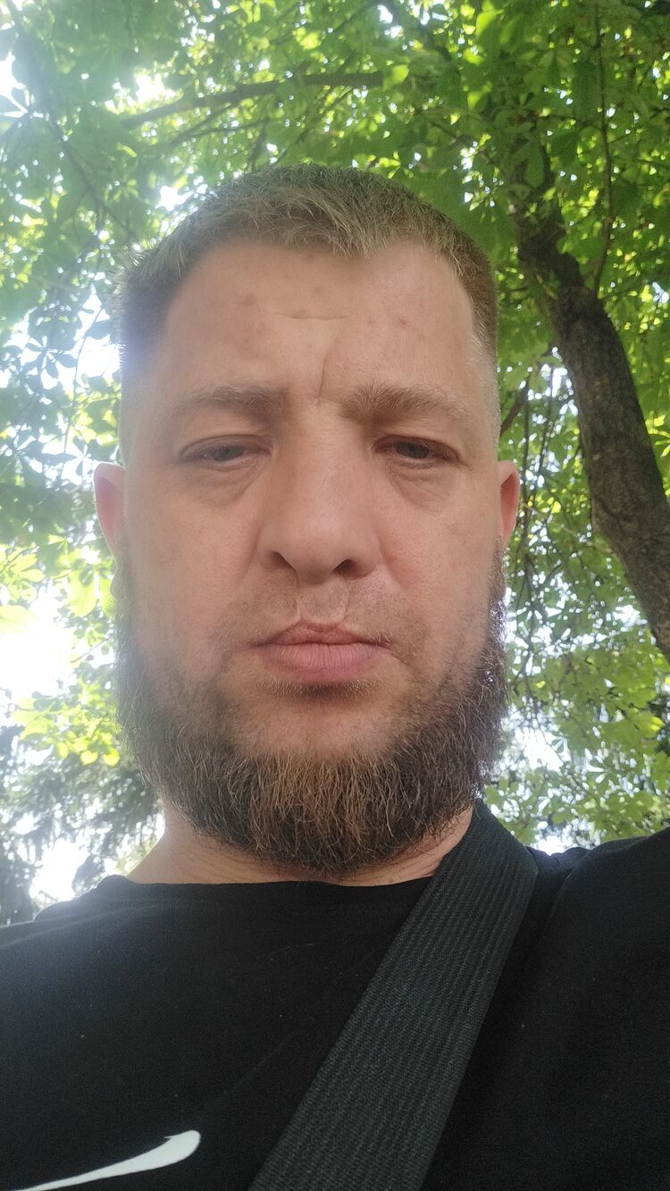  48252582  , 36 ,    