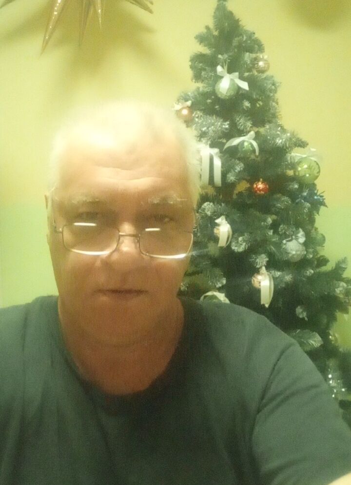  44392072  , 61 ,    