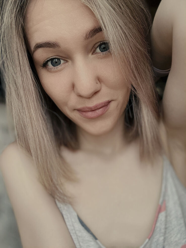  44268562  Natasha, 26 ,    