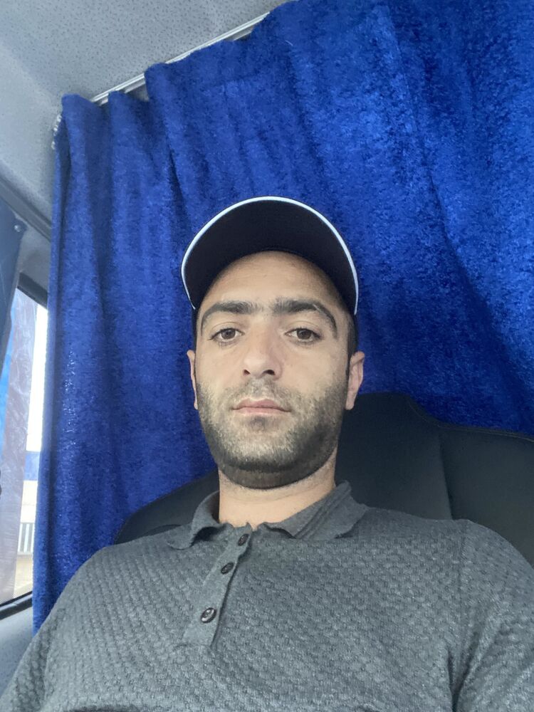  43680832  , 38 ,    