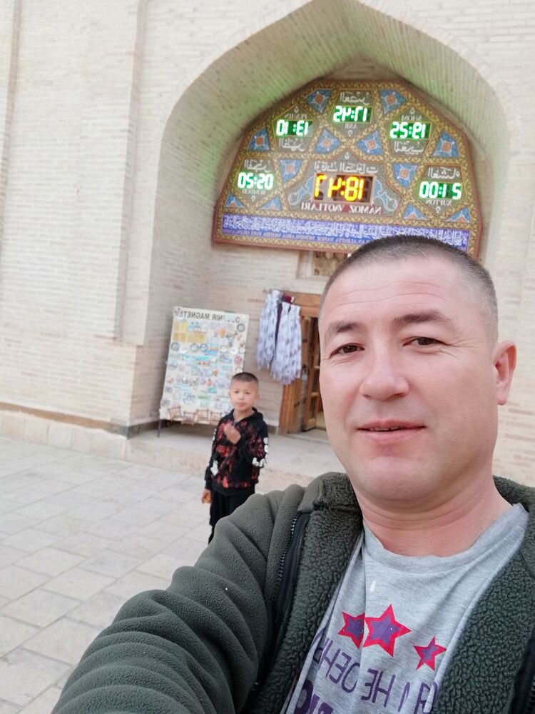  46296042  Oybek, 39 ,    
