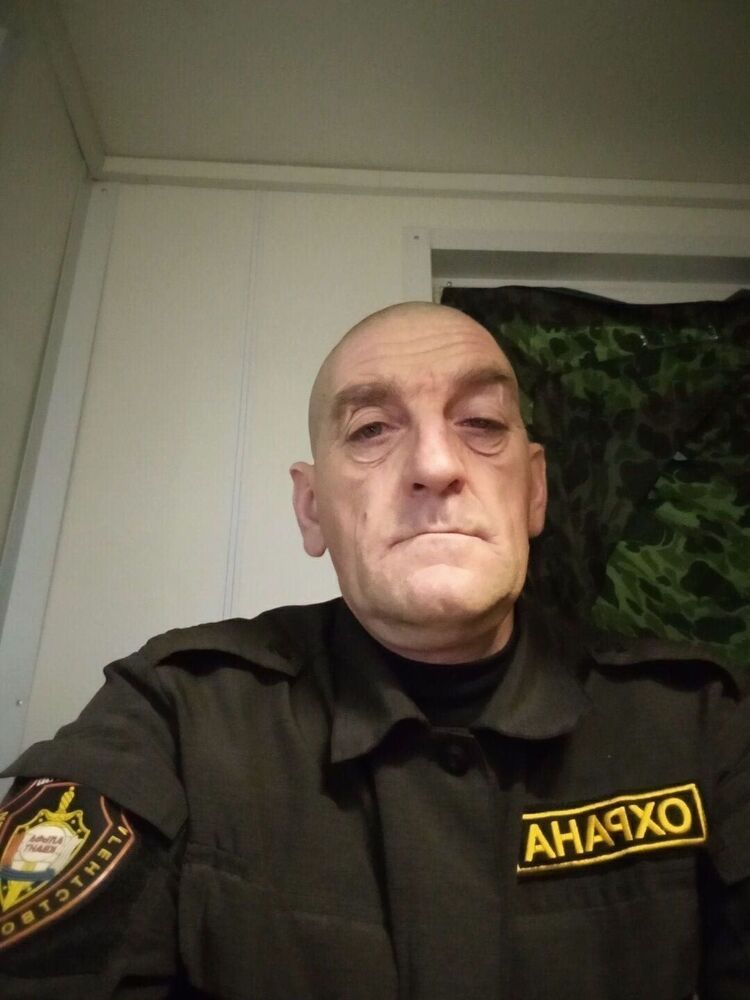  42041012  , 49 ,    