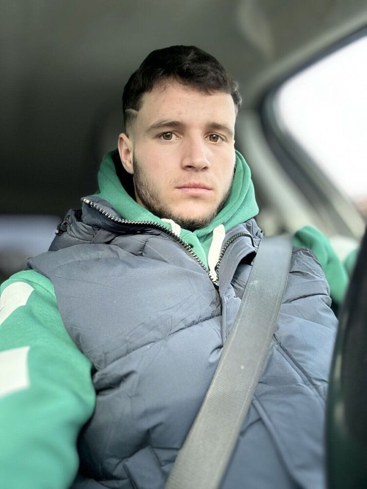  Carignano,   , 23 ,   ,   