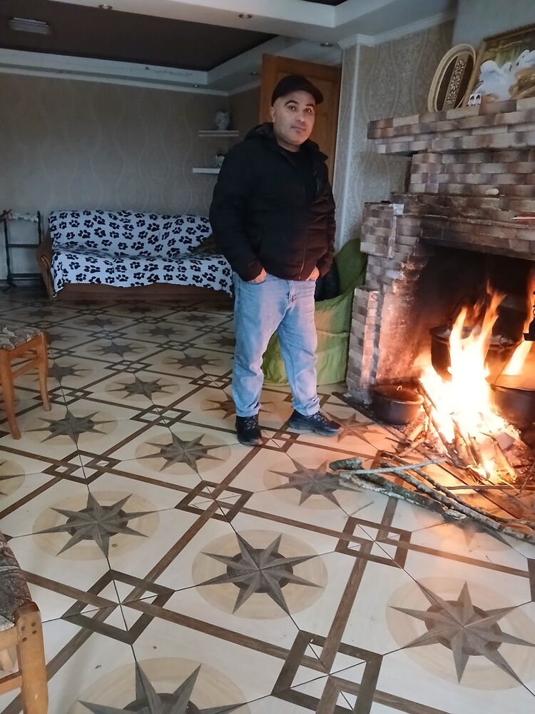  48797432  , 46 ,    