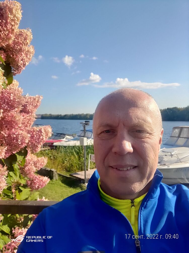  ,   Anton, 53 ,   ,   