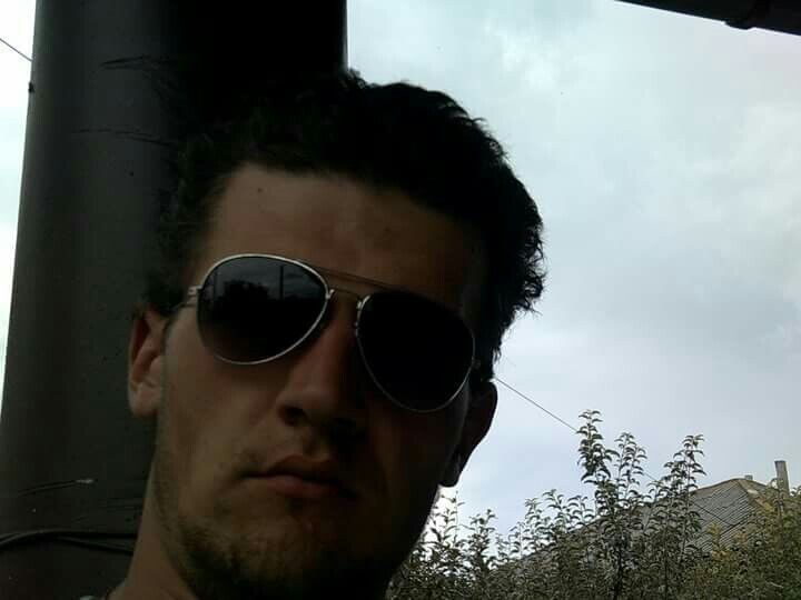  ,   Sergiu, 34 ,     , c 