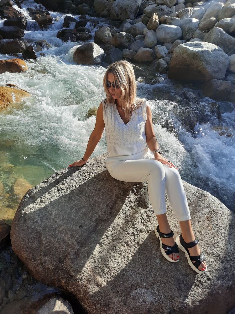  54694282  , 42 ,    -