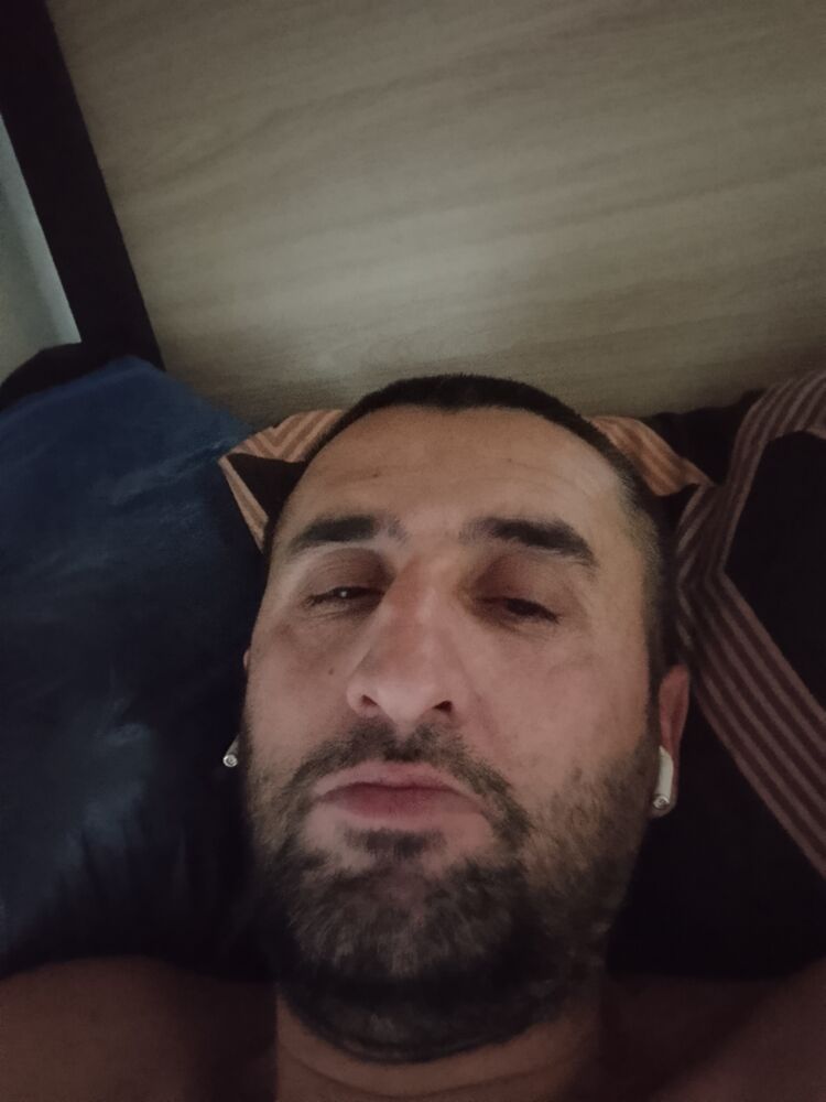  48782702  , 39 ,    