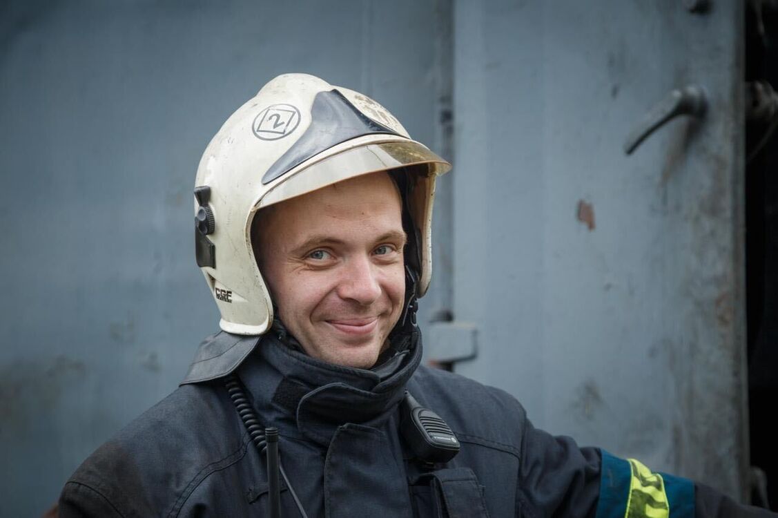  28415732  , 36 ,    -