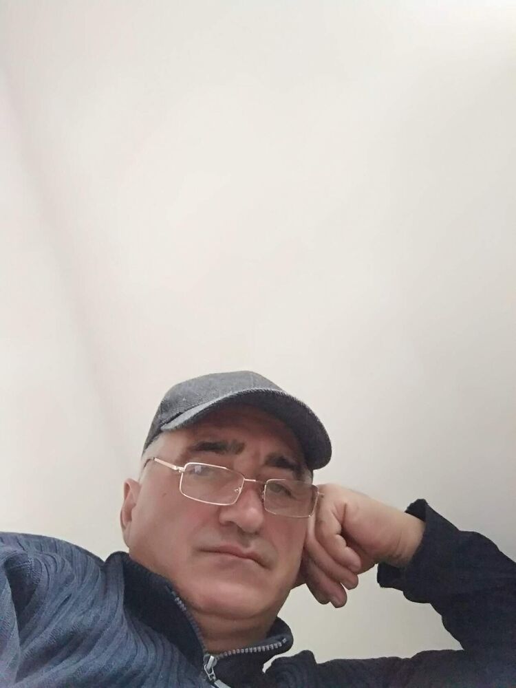  43195022  , 49 ,    