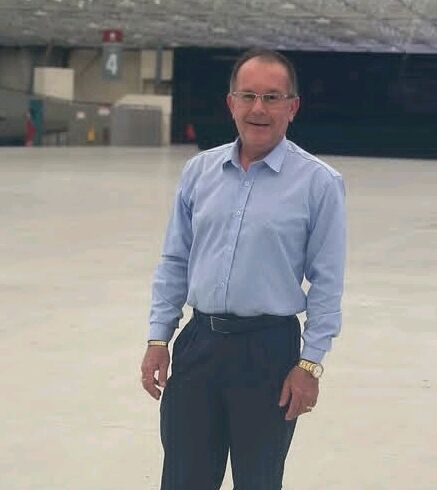  50834332  James Morris, 55 ,    