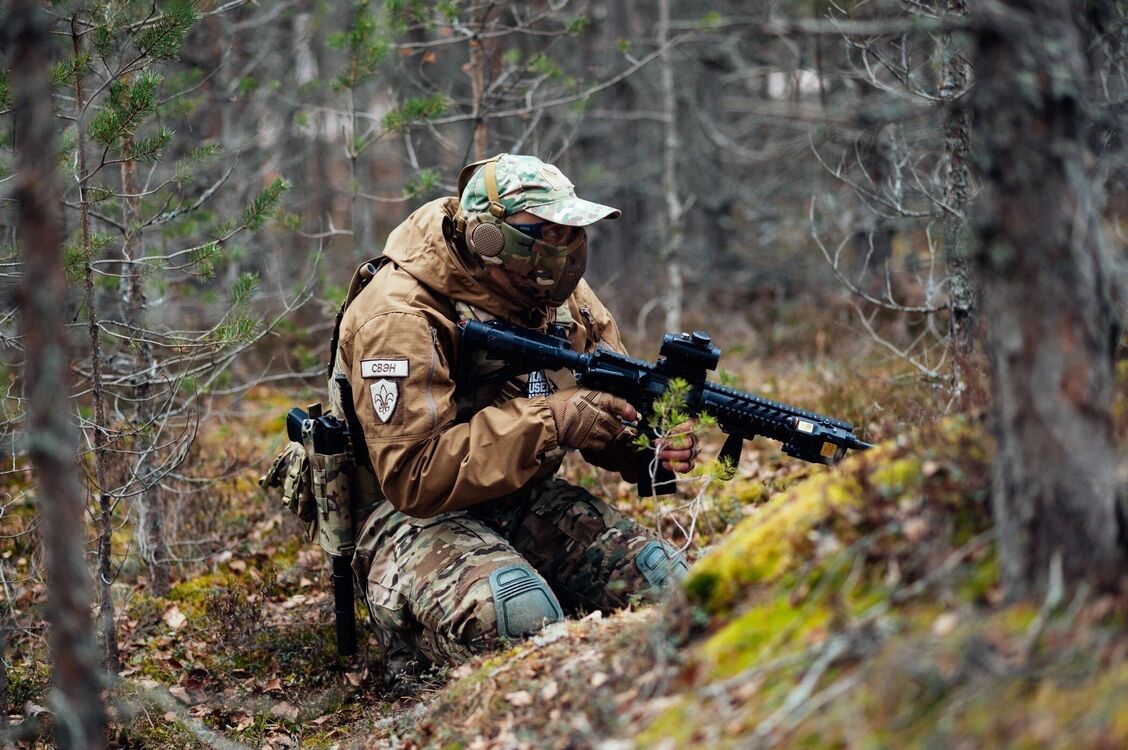  32848482  , 37 ,    -