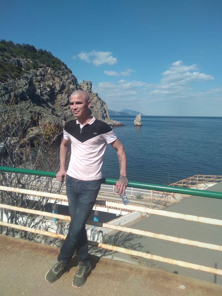  ,   Alexander, 34 ,   ,   