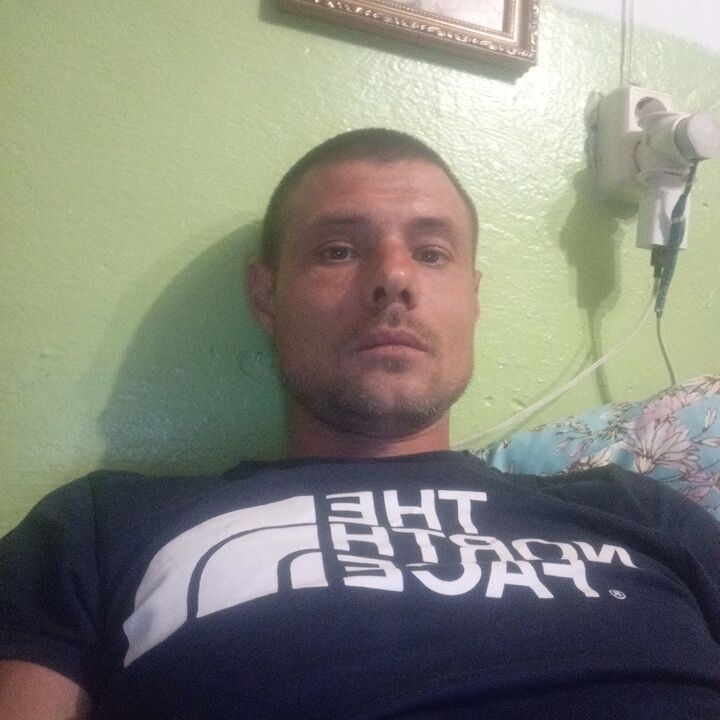  ,   Alexander, 37 ,   ,   