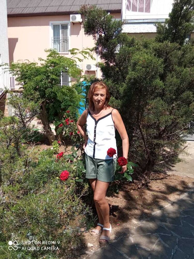  33172842  Elena, 55 ,    -