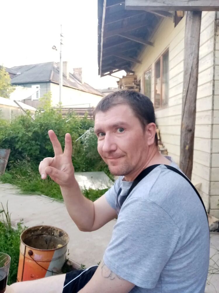  53823942  , 42 ,    