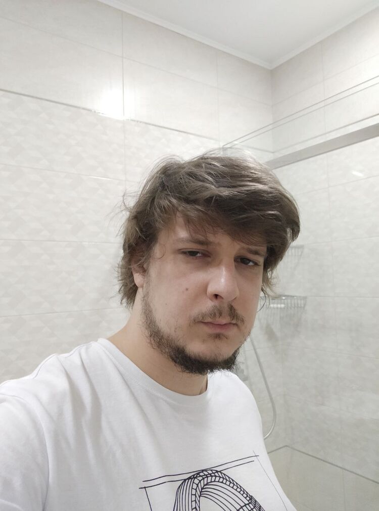  52405112  Viktor, 28 ,    