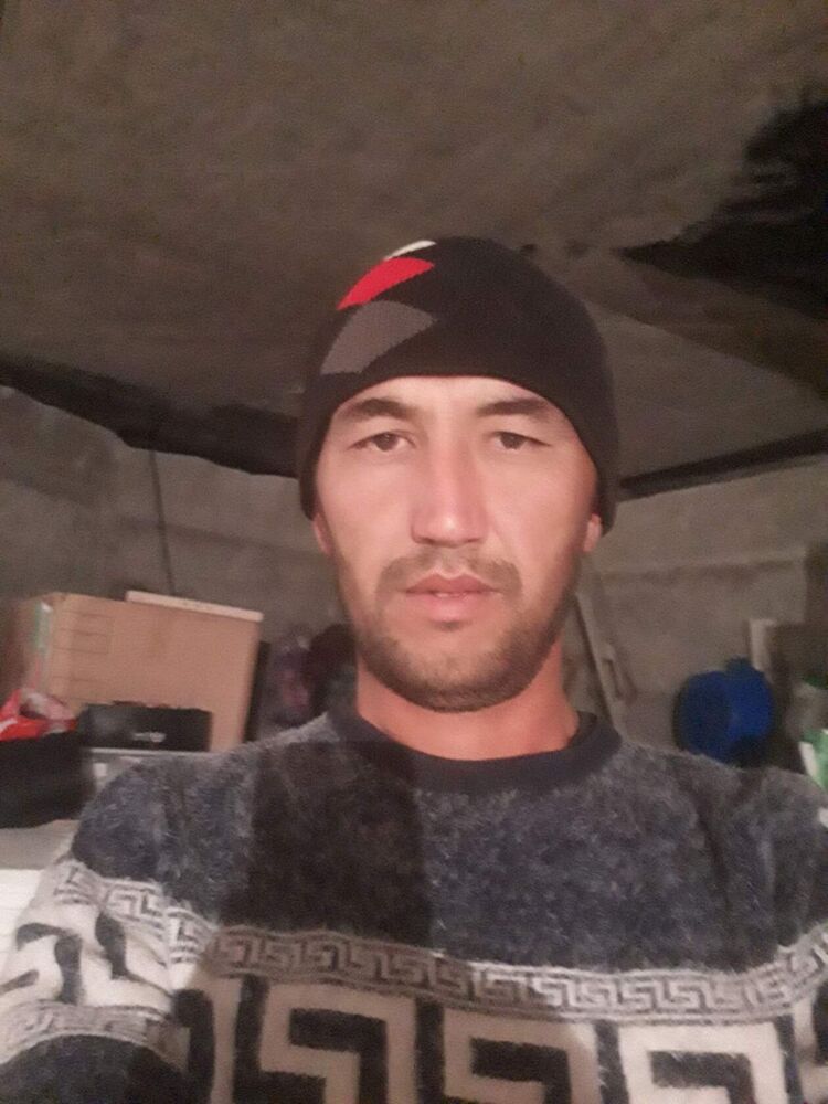  53378912  Muzaffar, 43 ,    