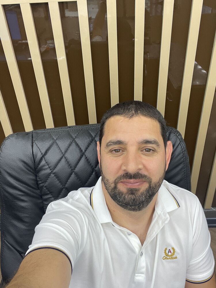  35992792  Ceyhun, 37 ,    