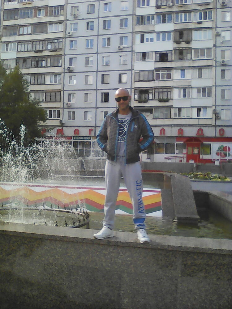  9880772  , 47 ,    