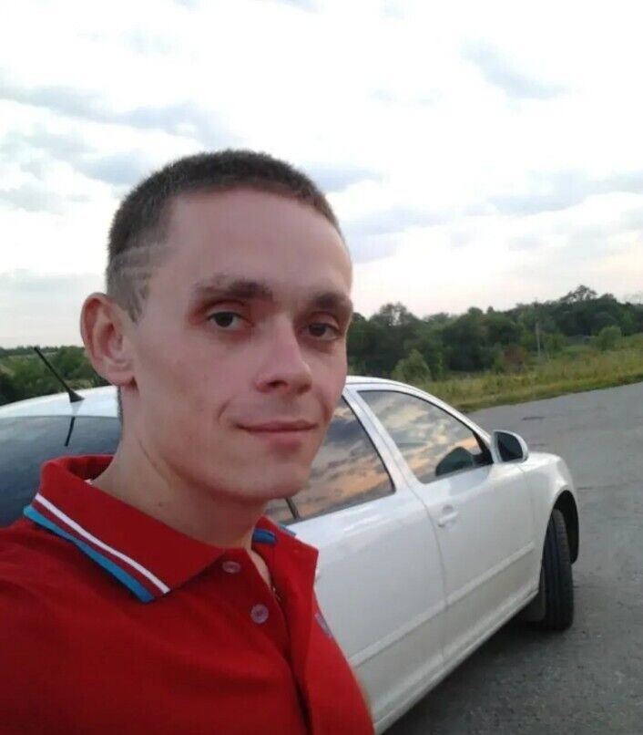  45521212  Andrew, 35 ,    