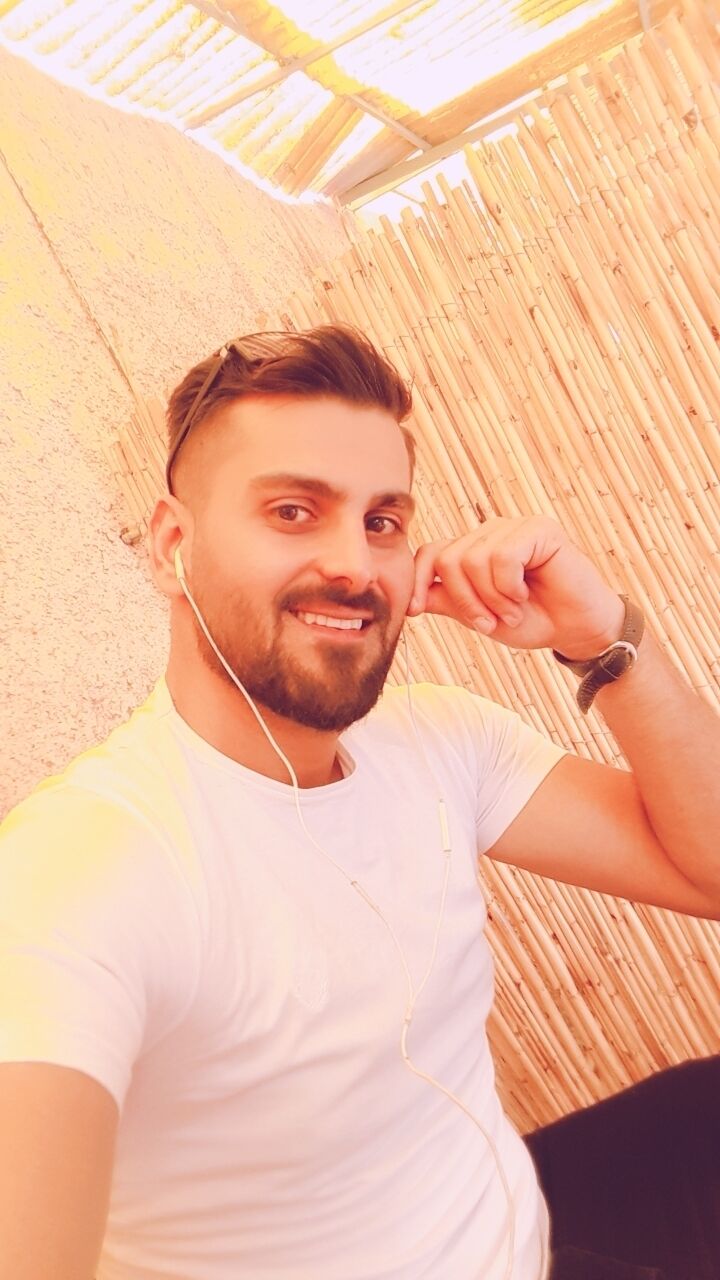  38981482  Xuseyn, 35 ,    