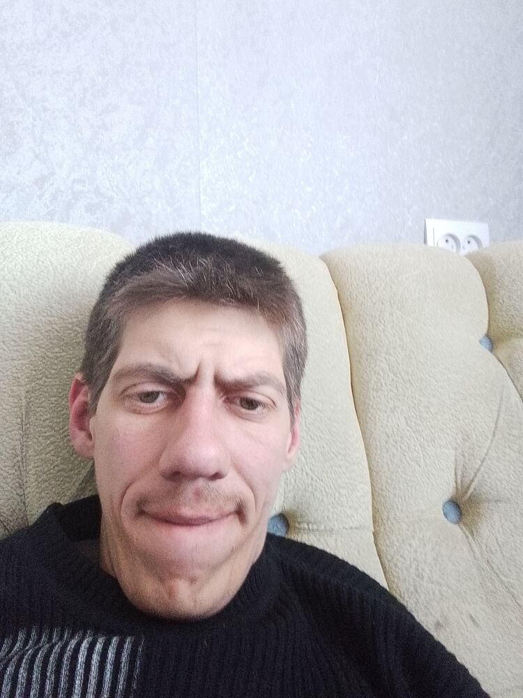  33336542  Igor, 40 ,    -