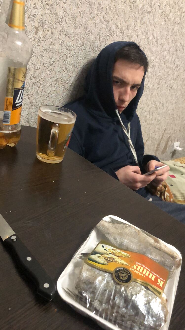  31959732  , 25 ,    