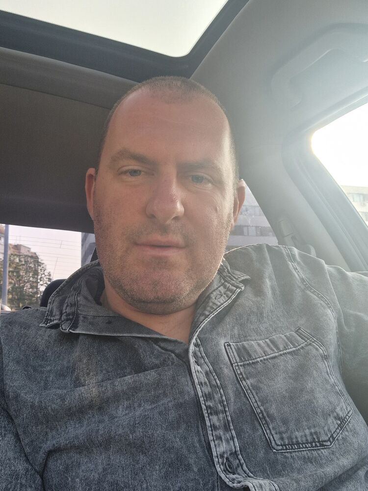  34708162  Stefanaky, 40 ,    