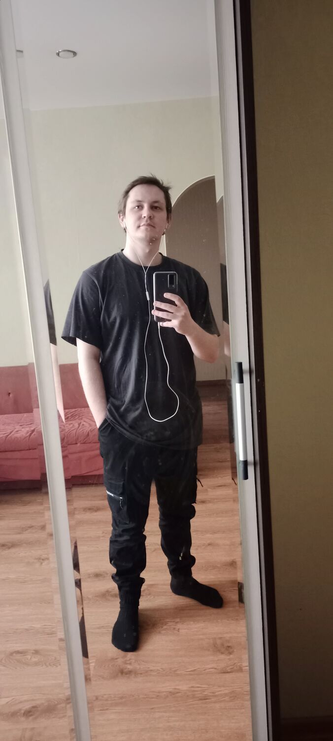  25600462  Tony, 28 ,    