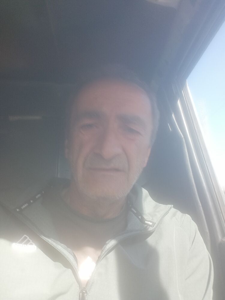  46658622  , 56 ,    
