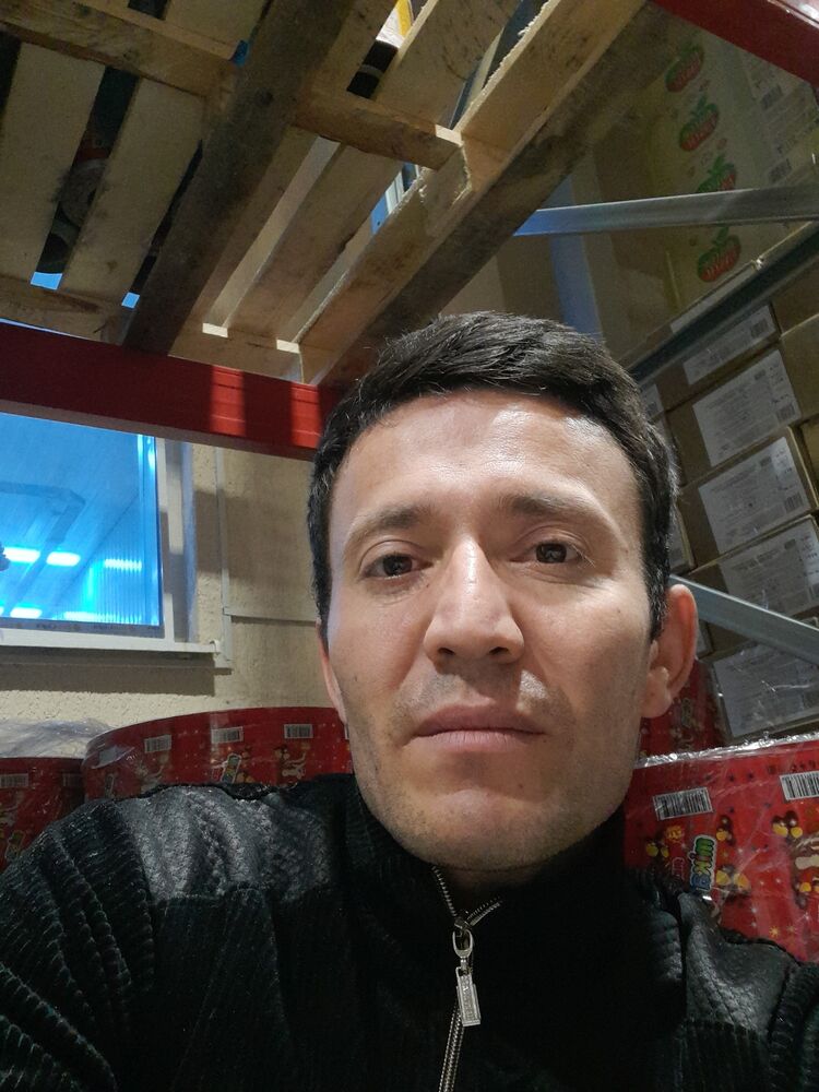  ,   Bek, 36 ,   ,   