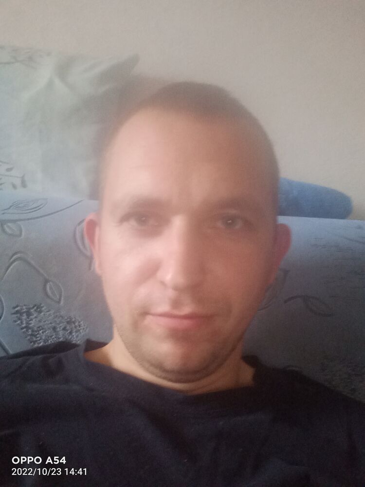  30379692  , 37 ,    