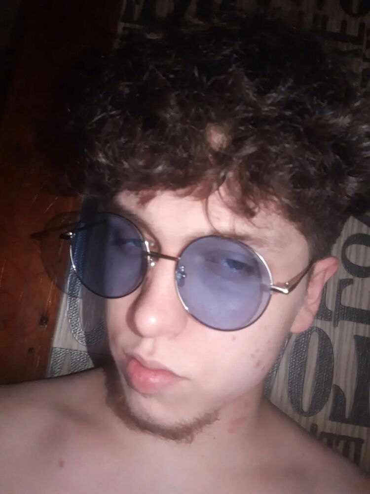  35967002  , 24 ,    