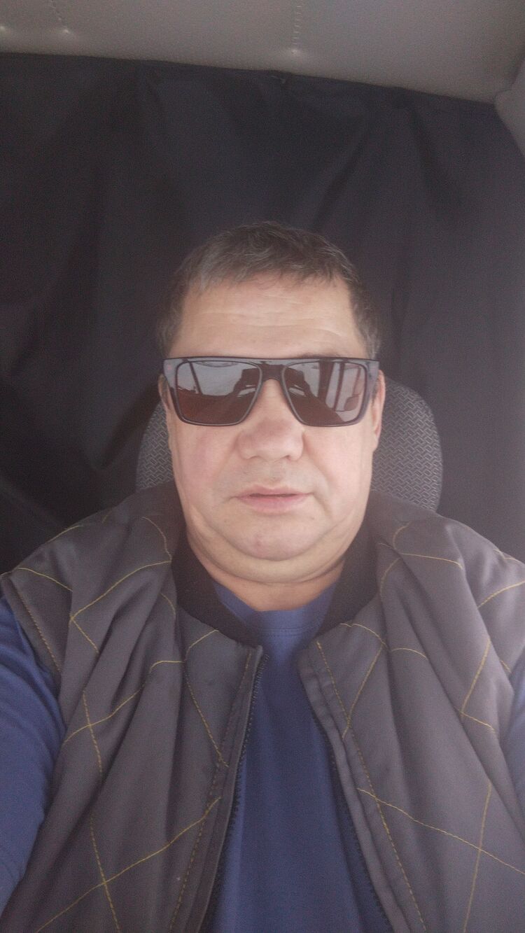  40070152  , 57 ,    
